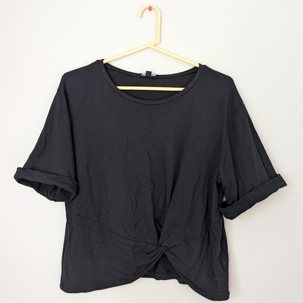 Express black soft cropped t shirt size M medium